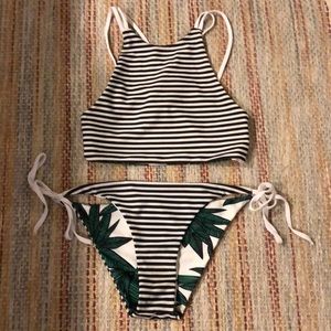 Reversible Hi Neck Bikini